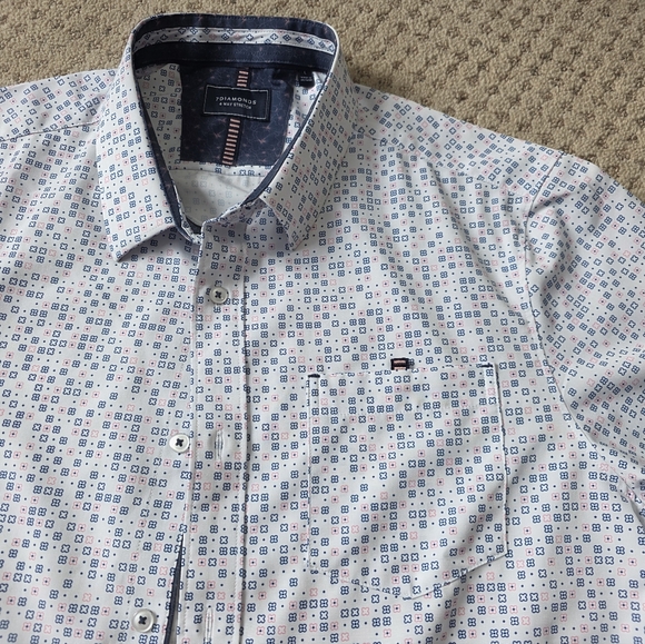 7 diamonds button down - Picture 4 of 7